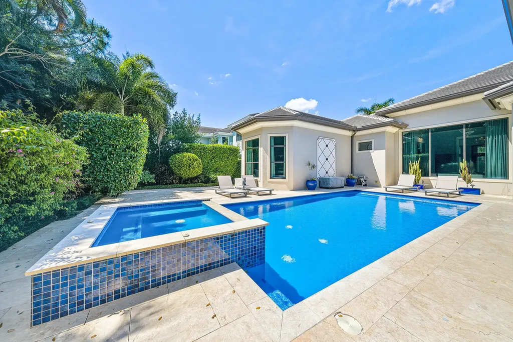 16882 Crown Bridge Drive Delray Beach FL 33446