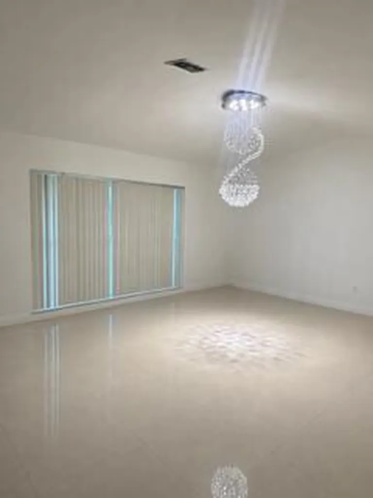 2031 NW 70th Avenue Margate FL 33063