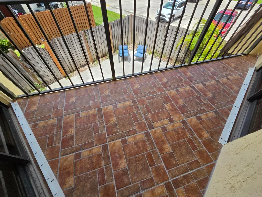 22 Springdale Circle Palm Springs FL 33461