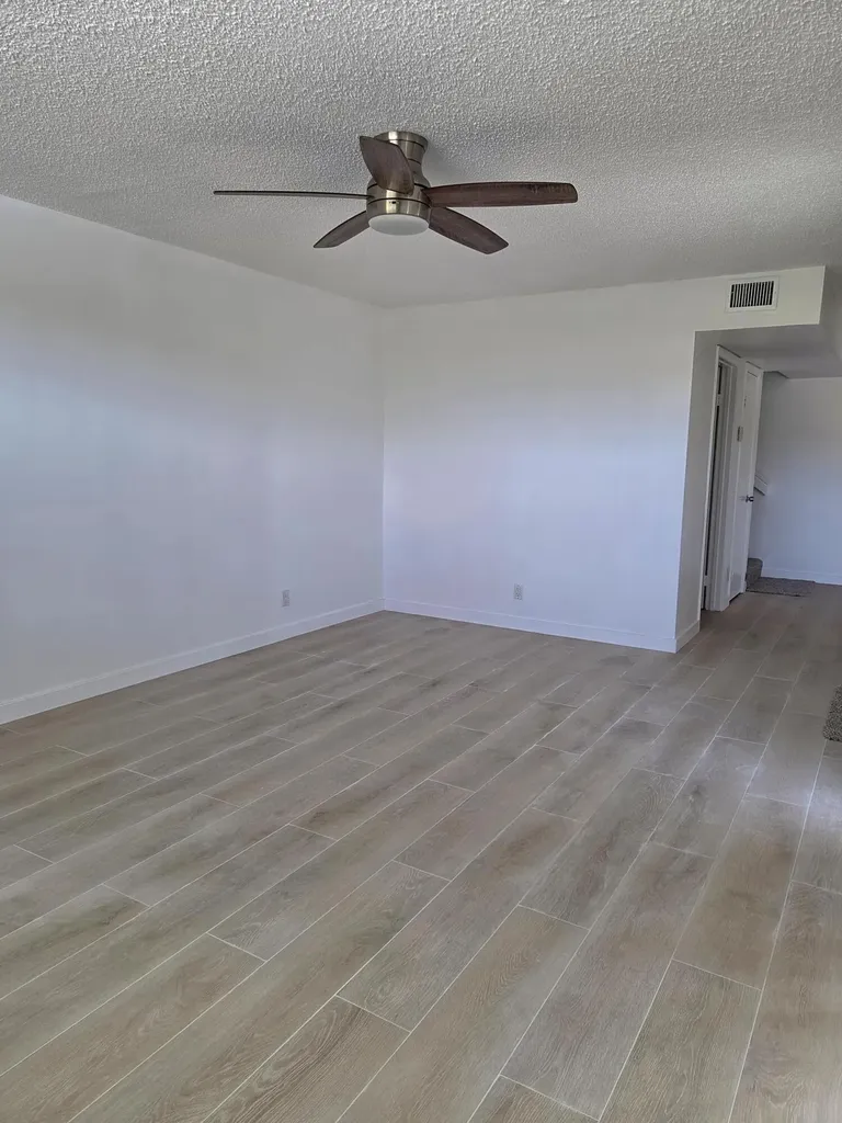 22 Springdale Circle Palm Springs FL 33461
