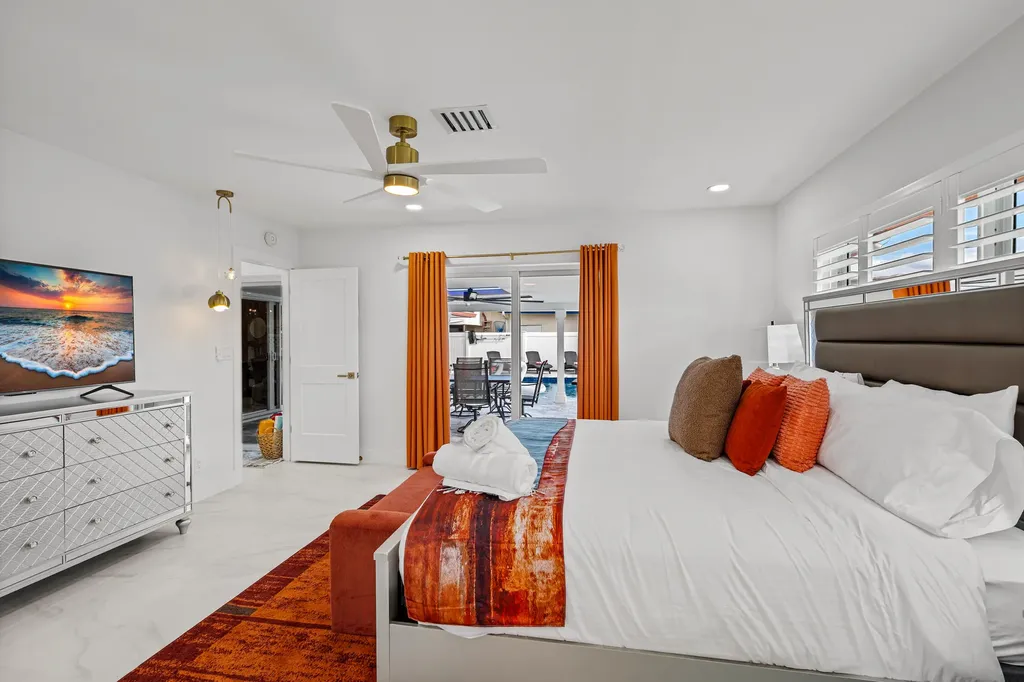 2760 NE 7th Street Pompano Beach FL 33062