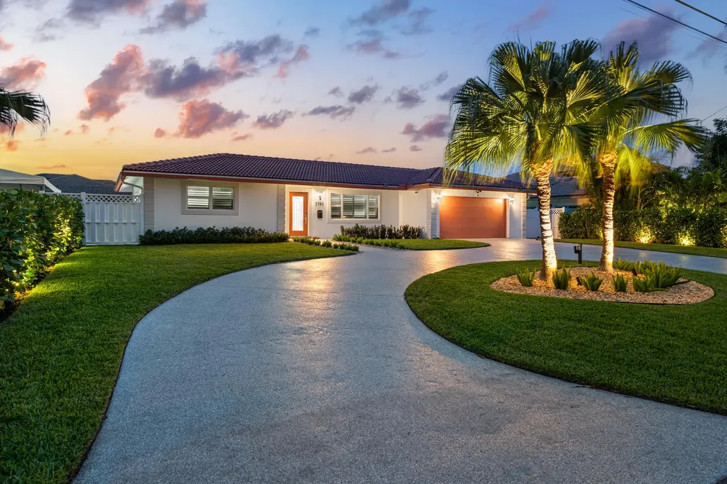 2760 NE 7th Street Pompano Beach FL 33062