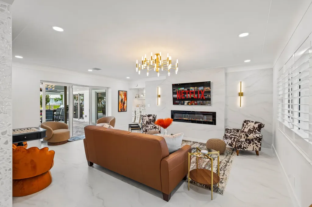 2760 NE 7th Street Pompano Beach FL 33062