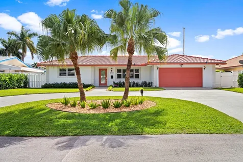 2760 NE 7th Street Pompano Beach FL 33062
