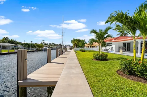 2760 NE 7th Street Pompano Beach FL 33062