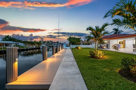 2760 NE 7th Street Pompano Beach FL 33062