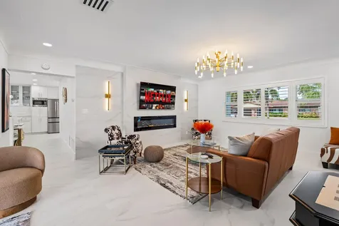 2760 NE 7th Street Pompano Beach FL 33062