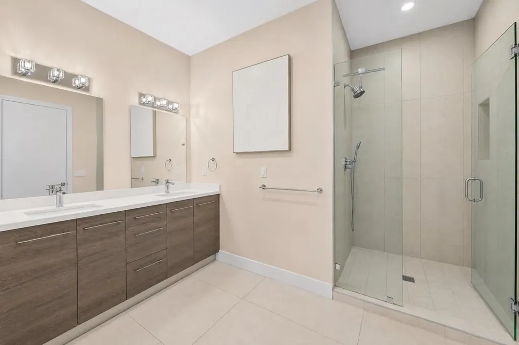 3090 SW 17th Street Miami FL 33145