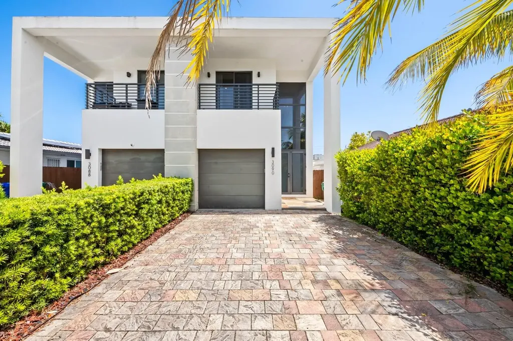 3090 SW 17th Street Miami FL 33145