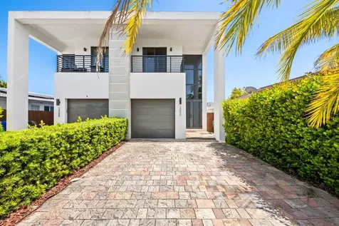 3090 SW 17th Street Miami FL 33145