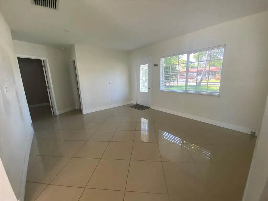 6325 Grant Court Hollywood FL 33024