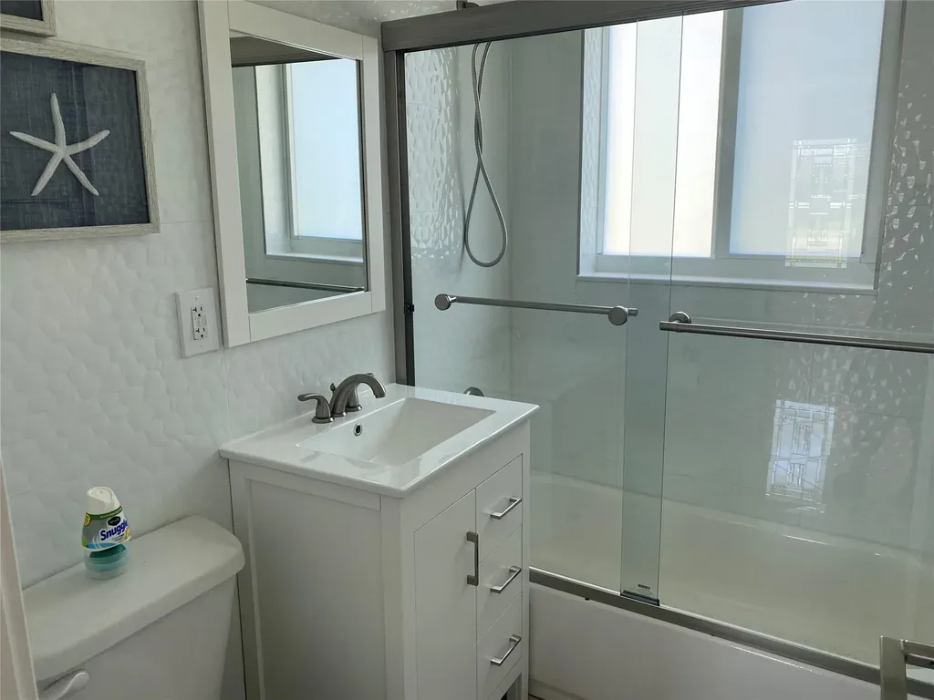 6325 Grant Court Hollywood FL 33024