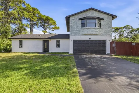 1640 Sandusky Street SE Palm Bay FL 32909