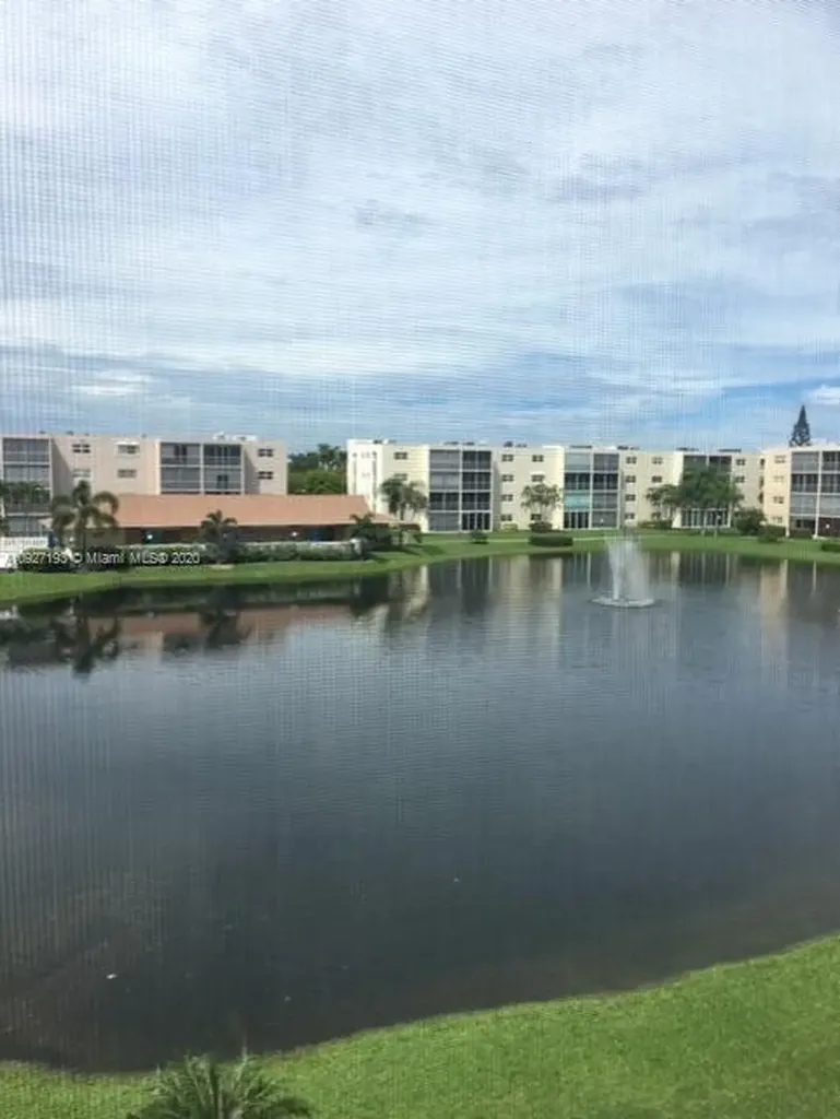 315 SE 11th Terrace Dania Beach FL 33004