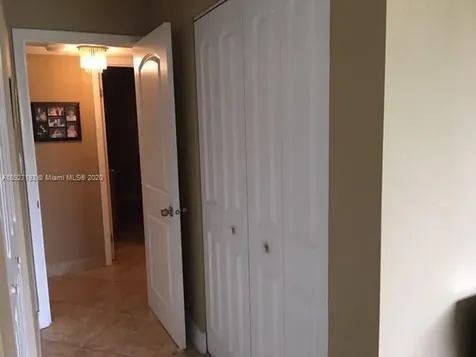 315 SE 11th Terrace Dania Beach FL 33004