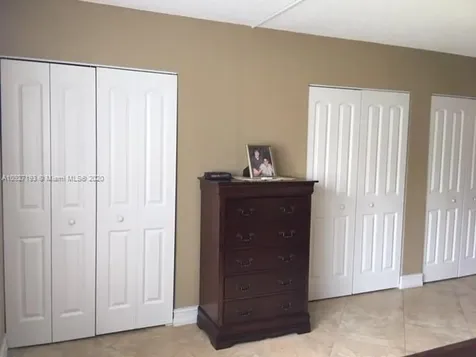 315 SE 11th Terrace Dania Beach FL 33004