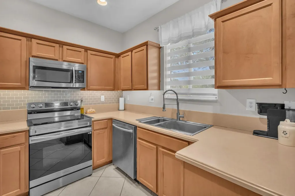 21431 NW 13th Court Miami Gardens FL 33169