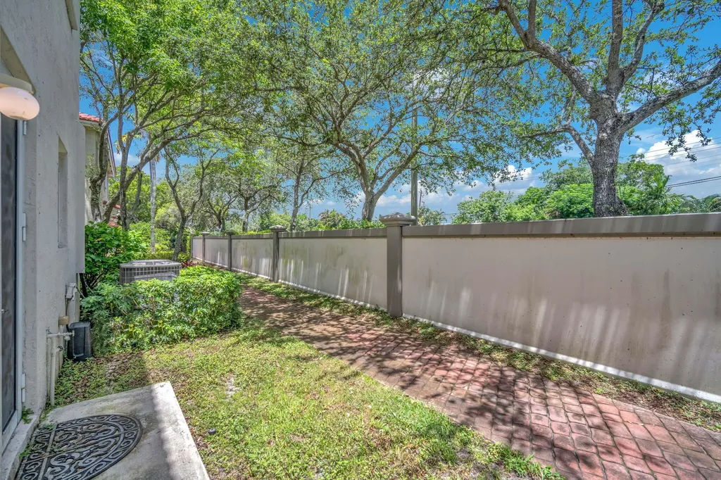 21431 NW 13th Court Miami Gardens FL 33169