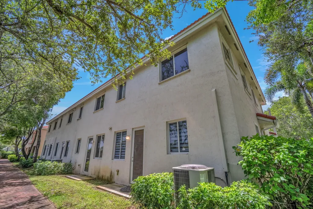 21431 NW 13th Court Miami Gardens FL 33169