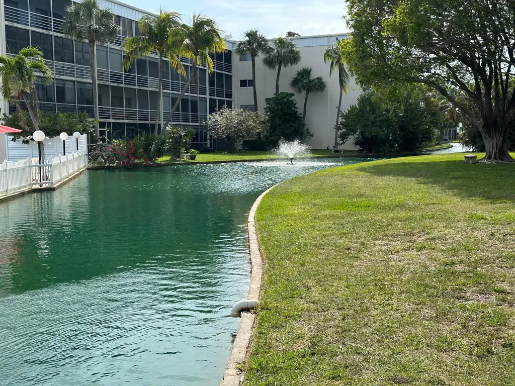 890 N Federal Highway Lantana FL 33462