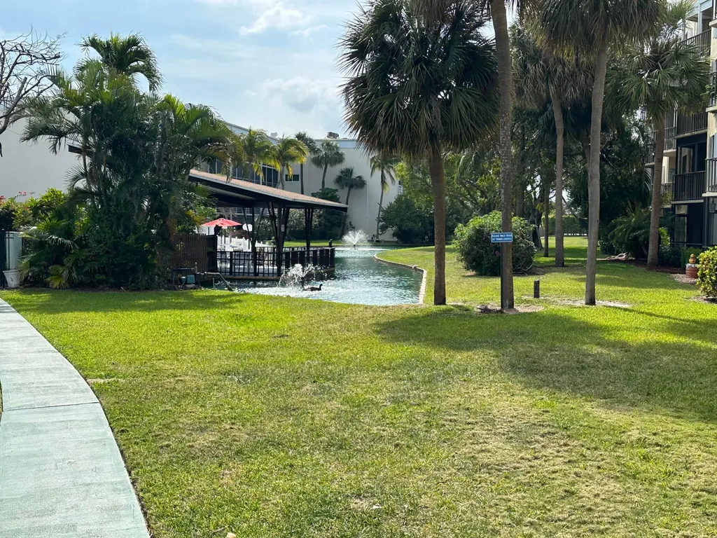 890 N Federal Highway Lantana FL 33462