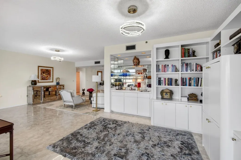 17031 Boca Club Boulevard Boca Raton FL 33487