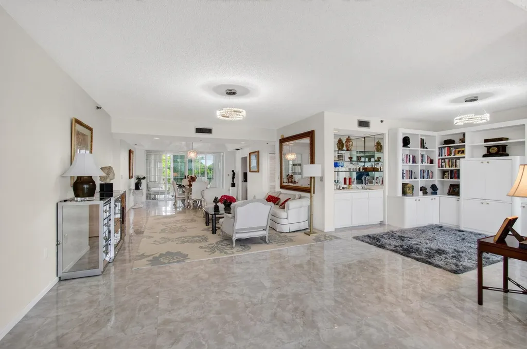 17031 Boca Club Boulevard Boca Raton FL 33487
