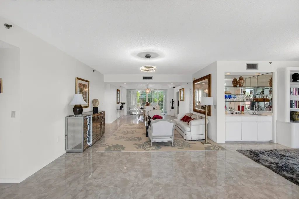 17031 Boca Club Boulevard Boca Raton FL 33487