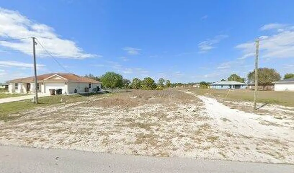 2700 40th Street SW Lehigh Acres FL 33976