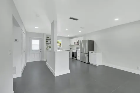 868 Worcester Lane Lake Worth FL 33467