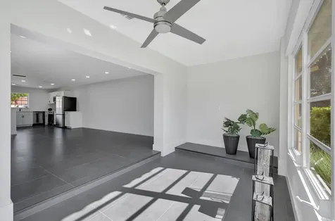 868 Worcester Lane Lake Worth FL 33467