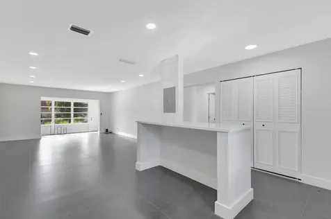 868 Worcester Lane Lake Worth FL 33467