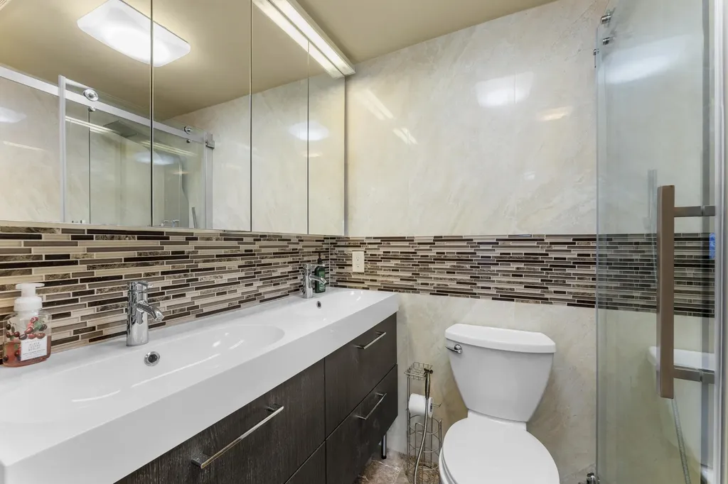 1041 Hillsboro Mile Hillsboro Beach FL 33062