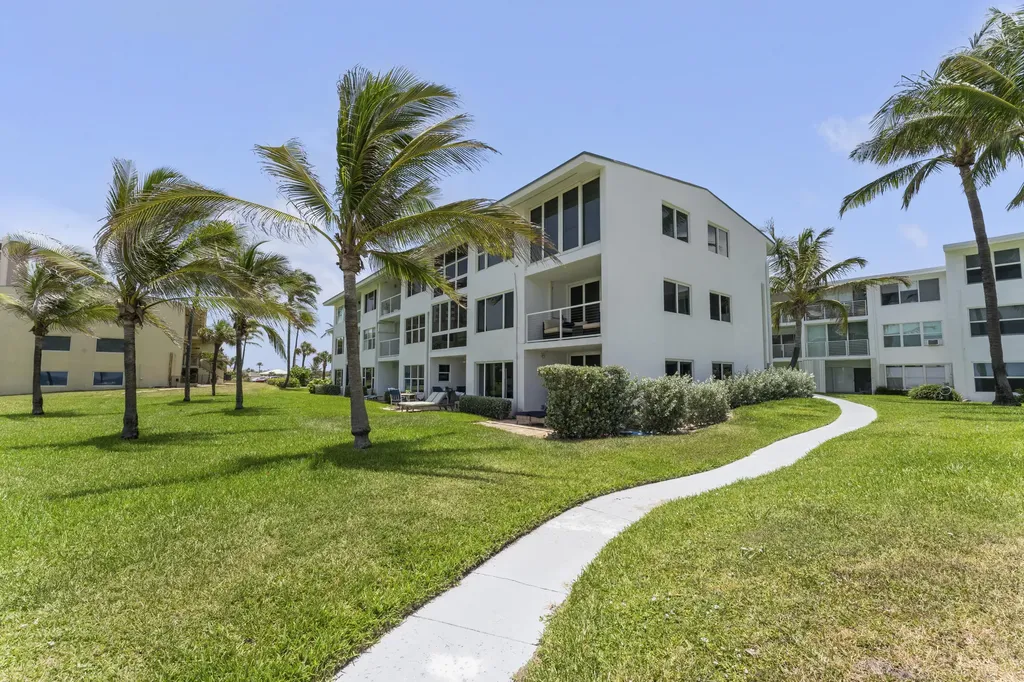 1041 Hillsboro Mile Hillsboro Beach FL 33062