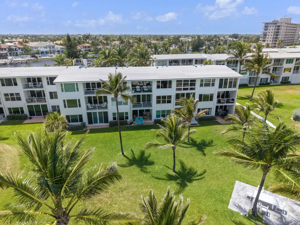 1041 Hillsboro Mile Hillsboro Beach FL 33062