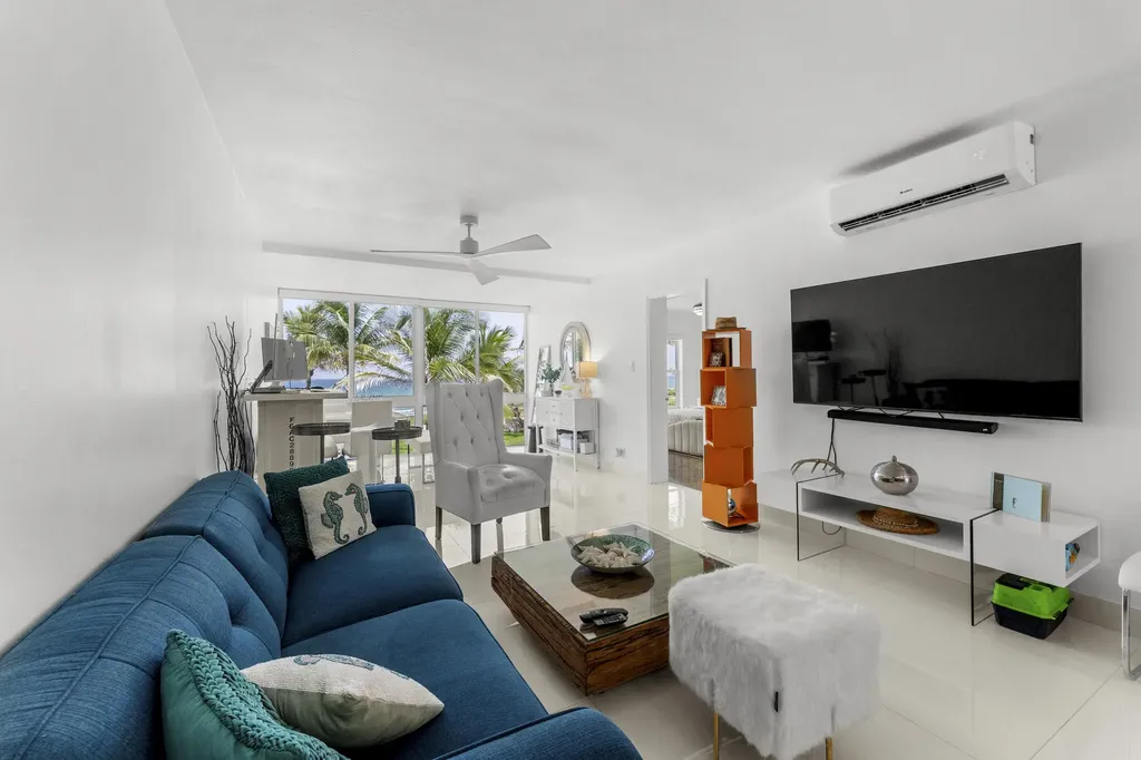 1041 Hillsboro Mile Hillsboro Beach FL 33062