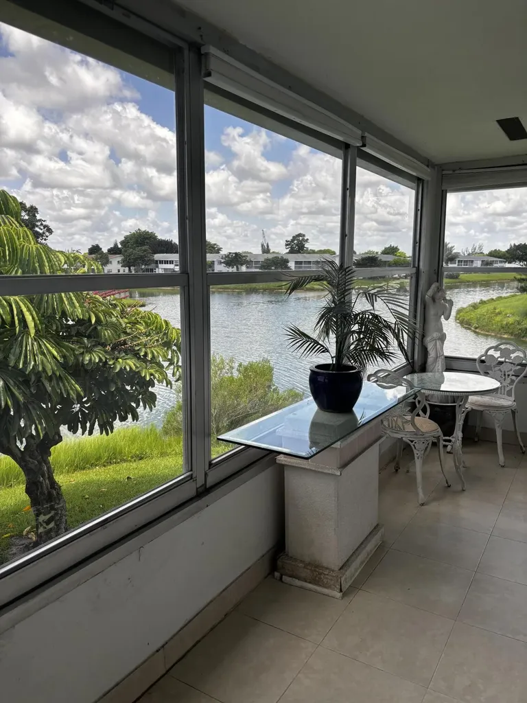 13 Chatham A West Palm Beach FL 33417