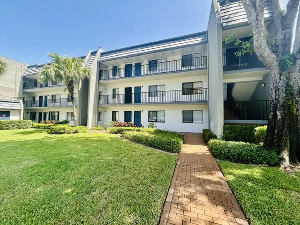 4801 Esedra Court Lake Worth FL 33467