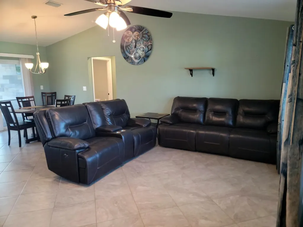 786 SW Lakehurst Drive Port St Lucie FL 34983