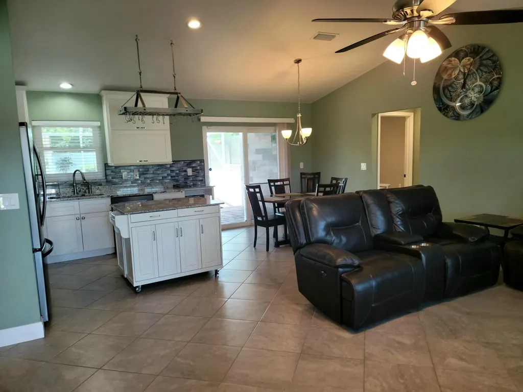 786 SW Lakehurst Drive Port St Lucie FL 34983