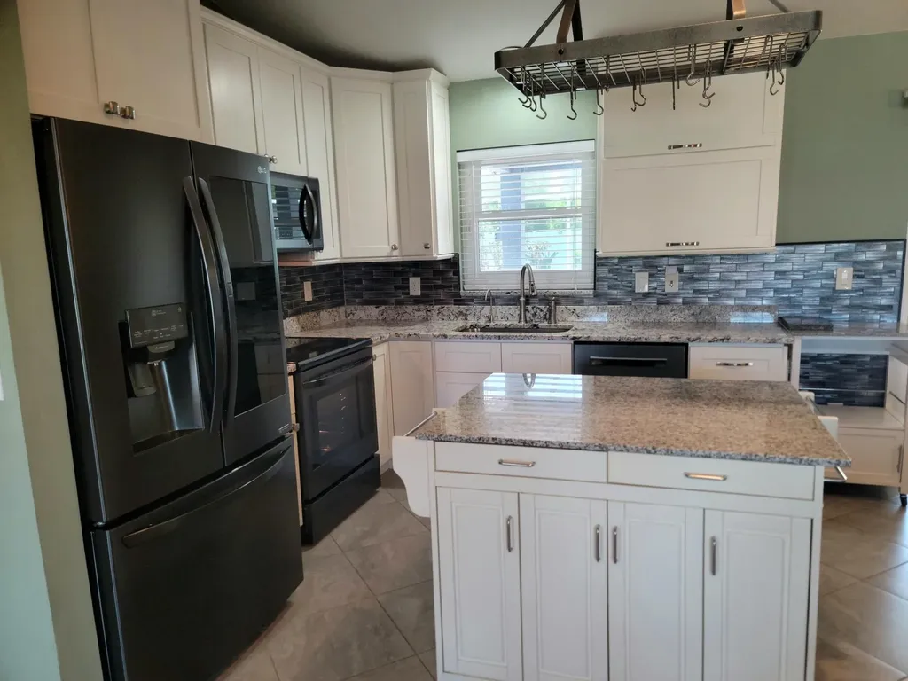 786 SW Lakehurst Drive Port St Lucie FL 34983