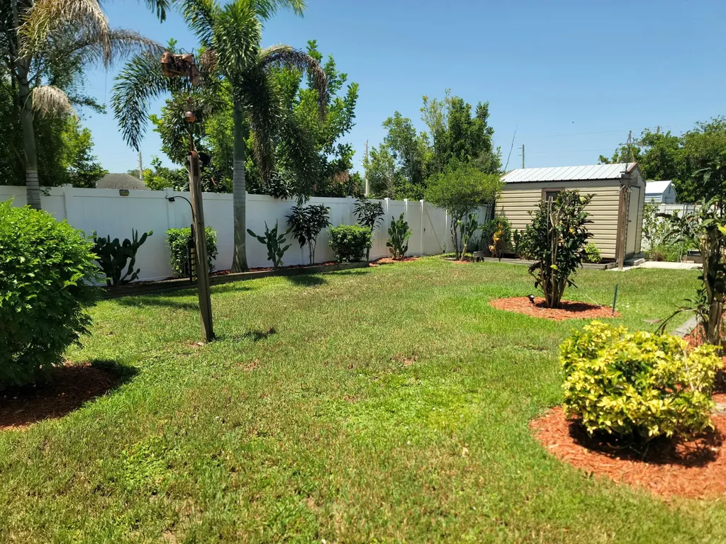 786 SW Lakehurst Drive Port St Lucie FL 34983