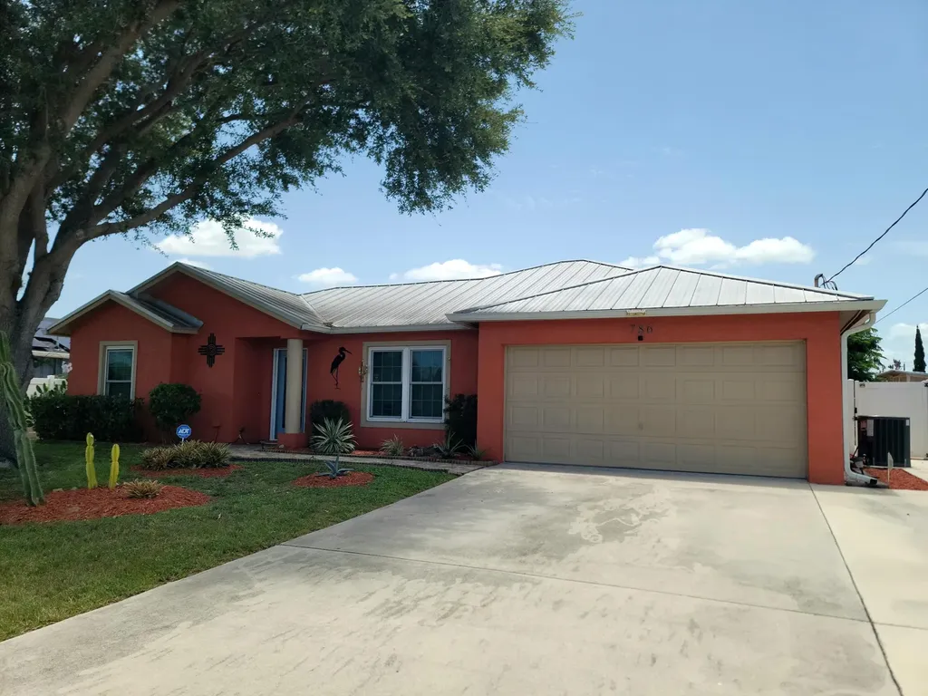 786 SW Lakehurst Drive Port St Lucie FL 34983