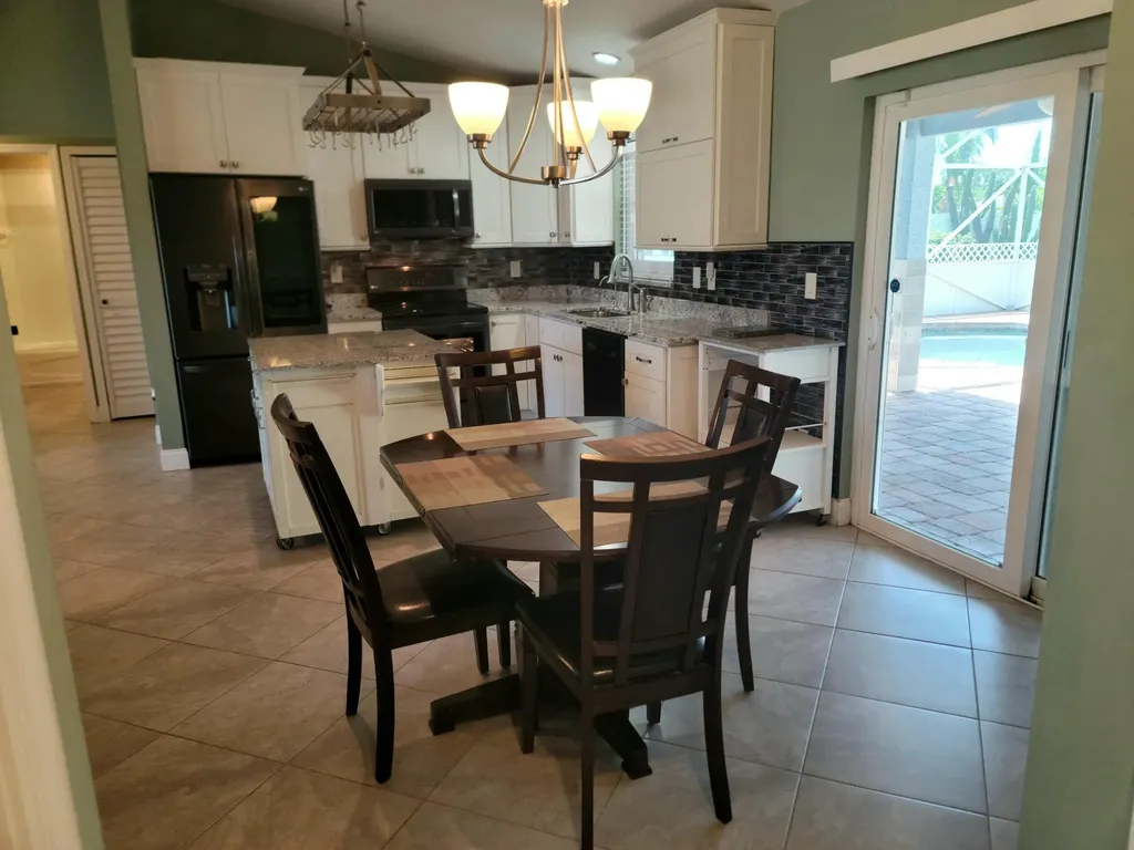 786 SW Lakehurst Drive Port St Lucie FL 34983