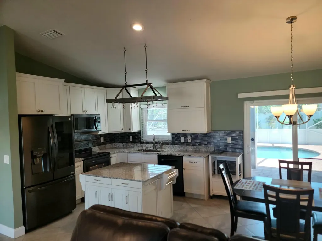 786 SW Lakehurst Drive Port St Lucie FL 34983