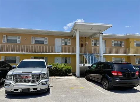 1505 Crescent Circle Lake Park FL 33403
