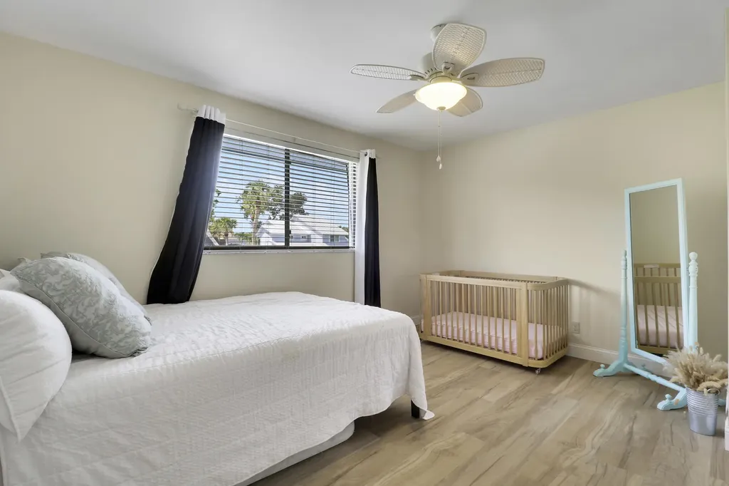 1119 Rainwood Circle W Palm Beach Gardens FL 33410
