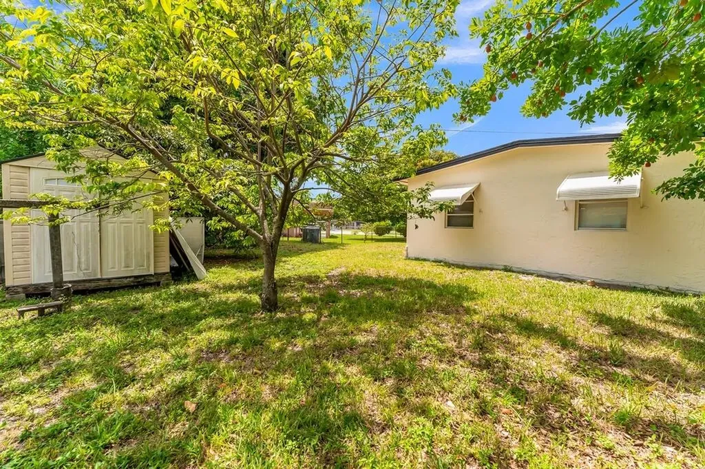 3411 NW 5th Court Lauderhill FL 33311