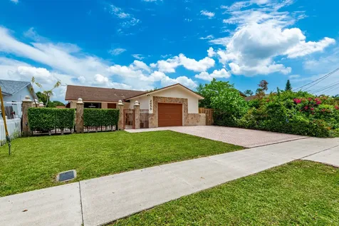 2655 Coolidge Street Hollywood FL 33020
