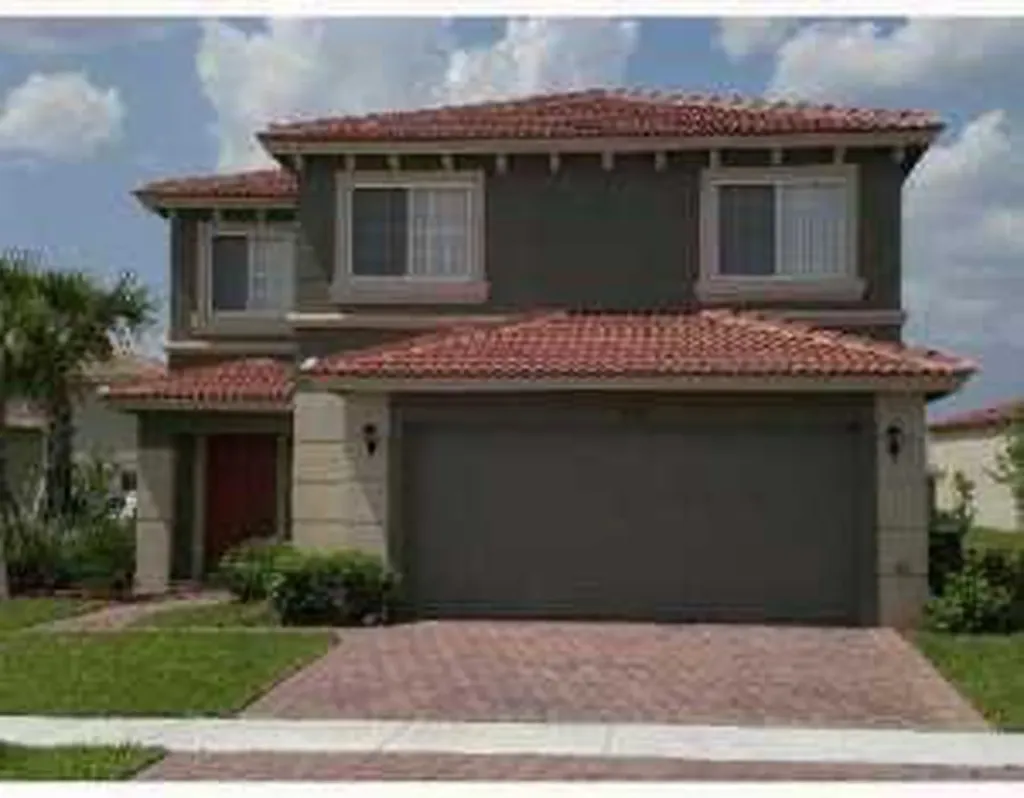 2072 SW Newport Isle Boulevard Port St Lucie FL 34953